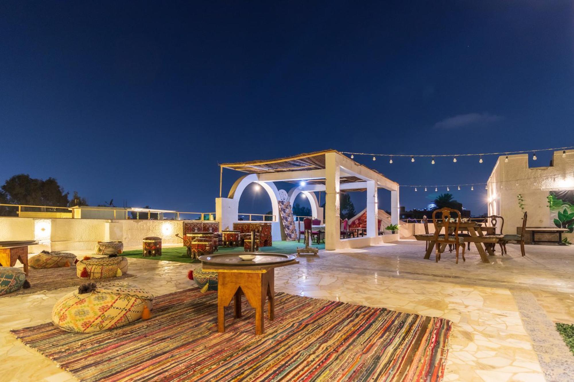 The Grand Pyramids View Hotel Kafret el-Gabal Eksteriør bilde